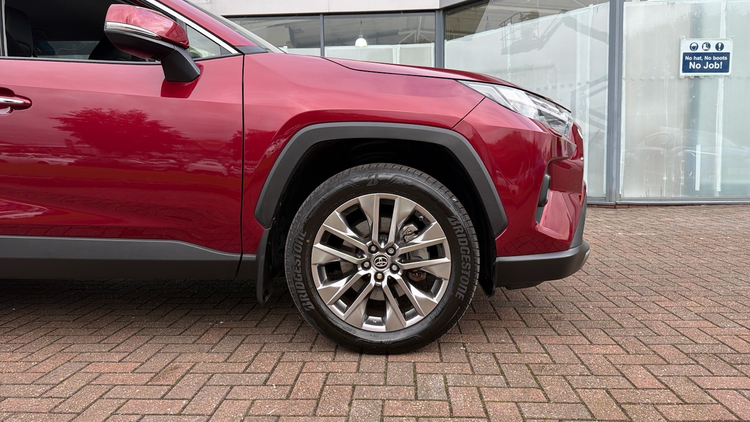 Used Toyota RAV4 2022 for sale - 76396832: Photo 18