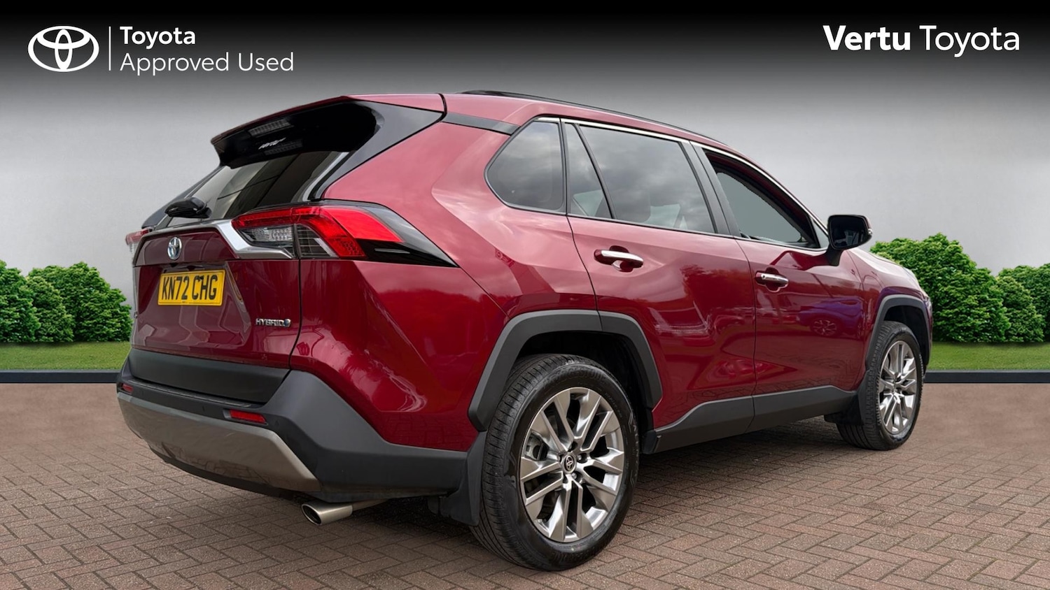 Used Toyota RAV4 2022 for sale - 76396832: Photo 2