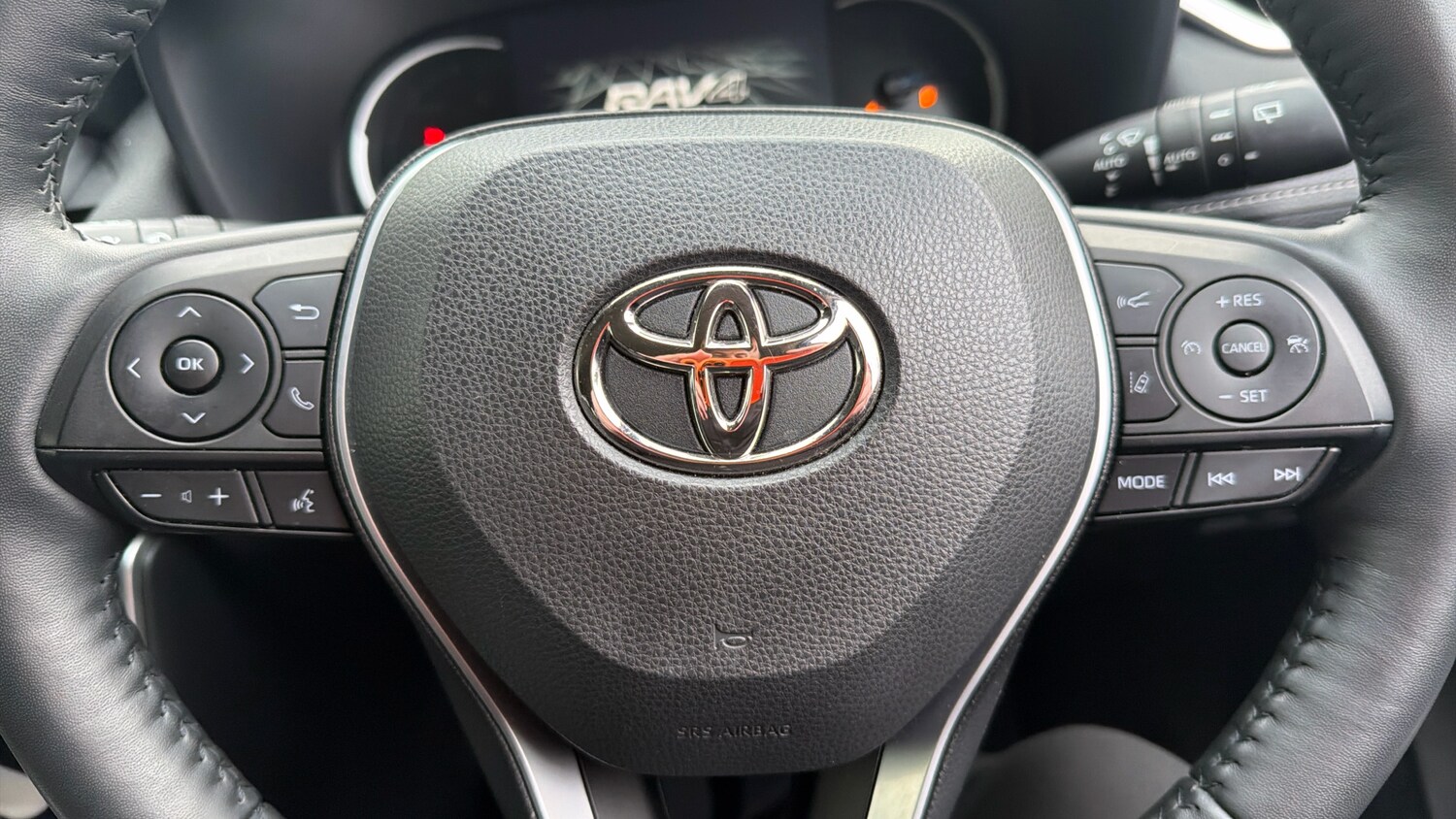 Used Toyota RAV4 2022 for sale - 76396832: Photo 28