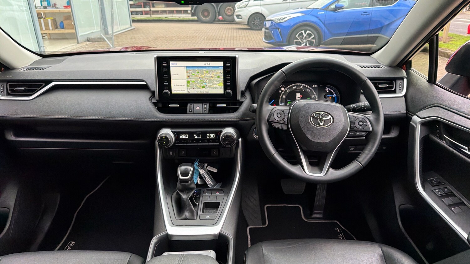 Used Toyota RAV4 2022 for sale - 76396832: Photo 5