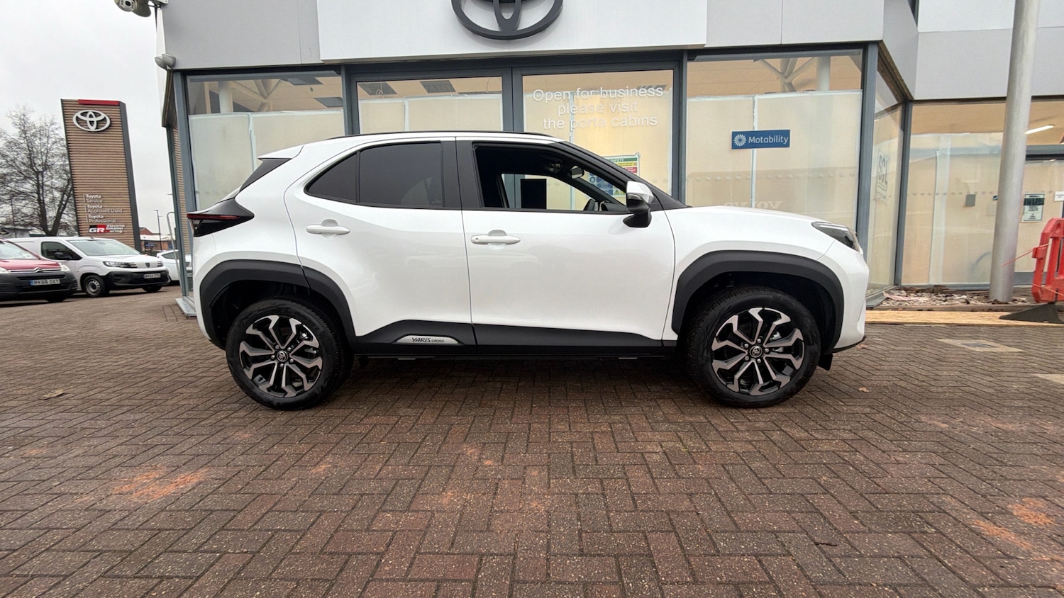 Used Toyota Yaris Cross 2025 for sale - 77168462: Photo 16