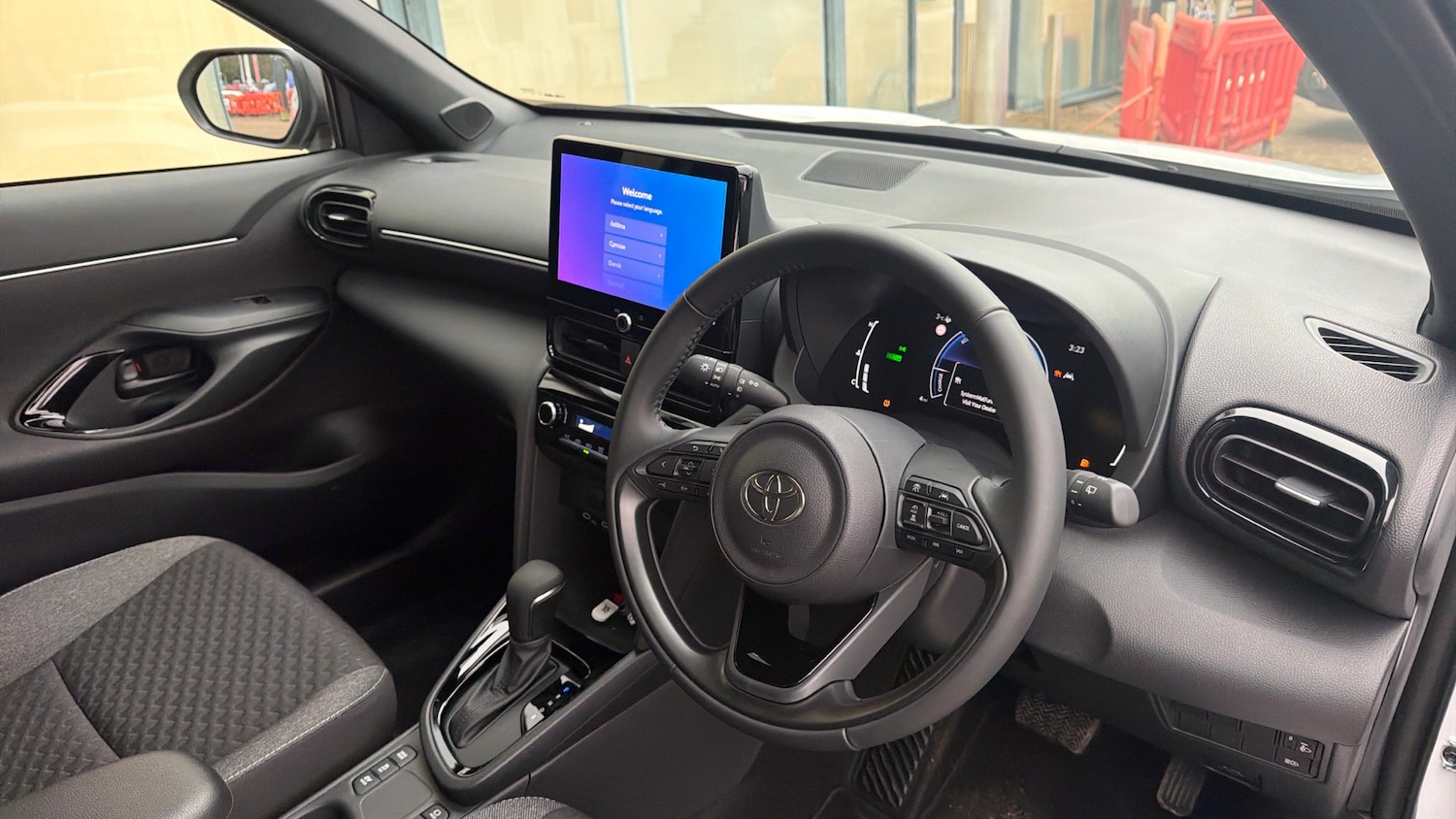 Used Toyota Yaris Cross 2025 for sale - 77168462: Photo 25