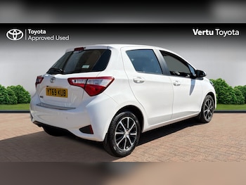 Used Toyota Yaris 2019 for sale - 78353196: Photo