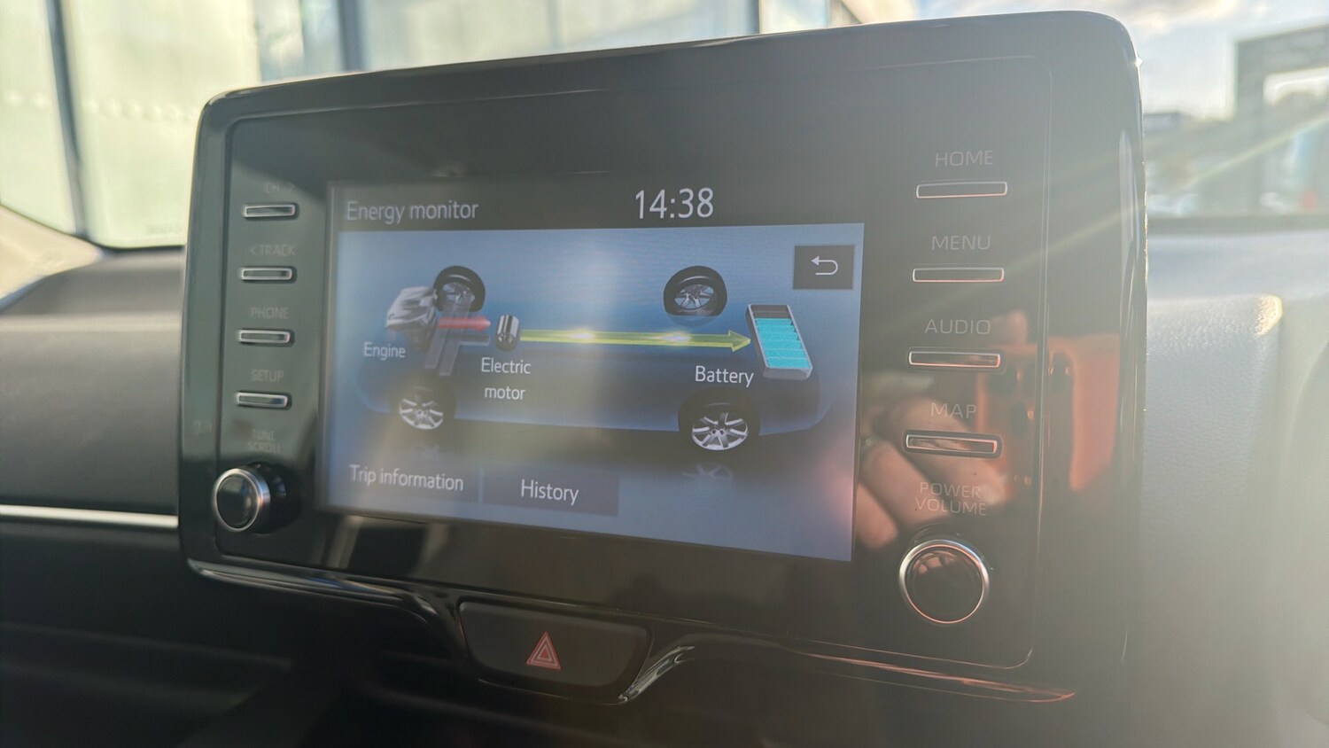 Used Toyota Yaris 2022 for sale - 76653129: Photo 21