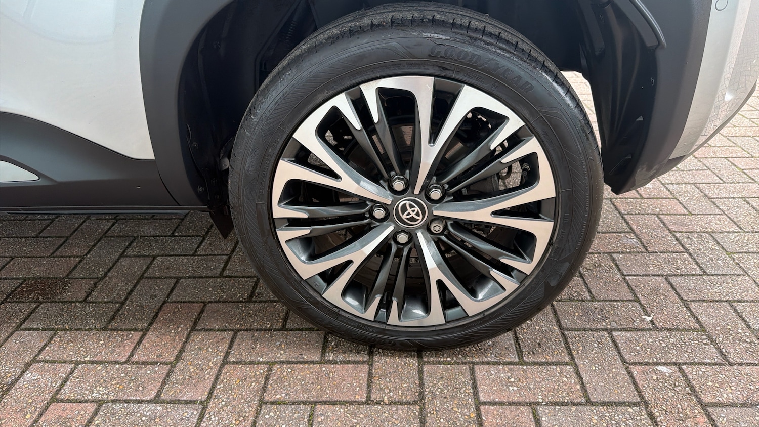 Used Toyota Yaris Cross 2023 for sale - 76639588: Photo 33