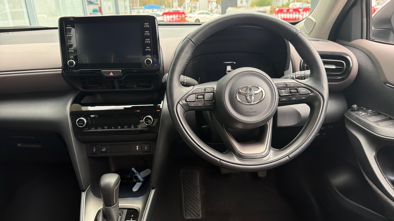 Used Toyota Yaris Cross 2023 for sale - 76639588: Photo 8