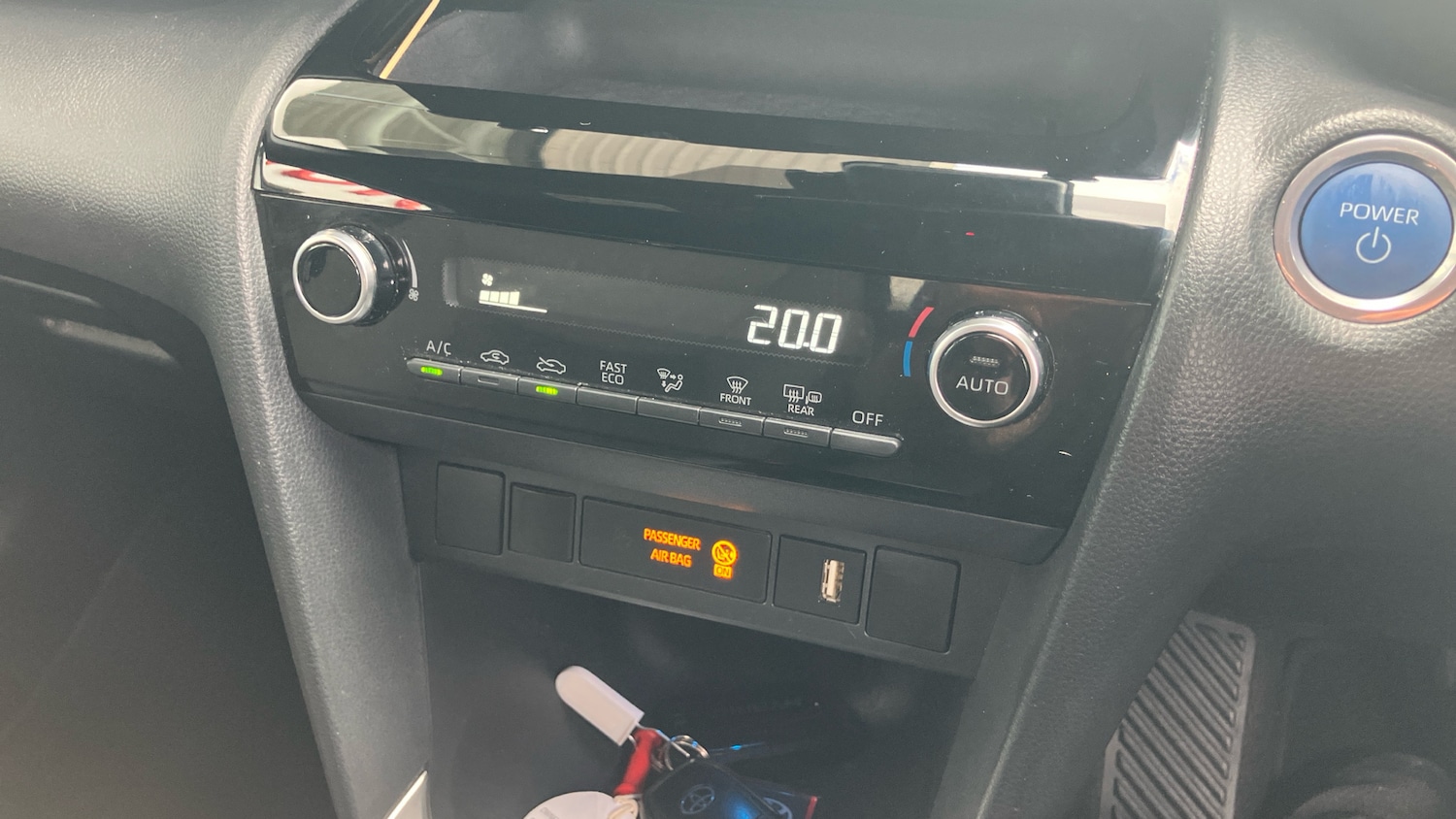 Vehicle 28
