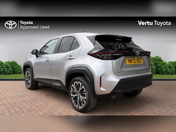 Used Toyota Yaris Cross 2023 for sale - 77619718: Photo