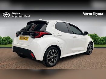 Used Toyota Yaris 2022 for sale - 76076283: Photo