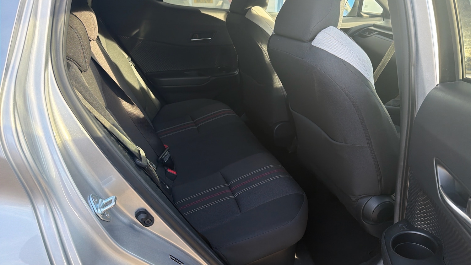 Used Toyota C-HR 2022 for sale - 76639589: Photo 12