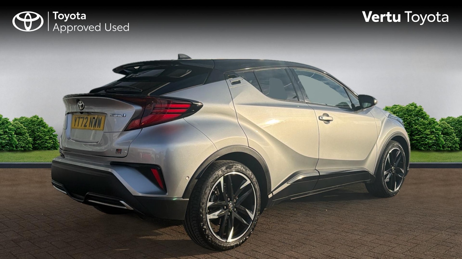 Used Toyota C-HR 2022 for sale - 76639589: Photo 2