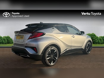 Used Toyota C-HR 2022 for sale - 76639589: Photo