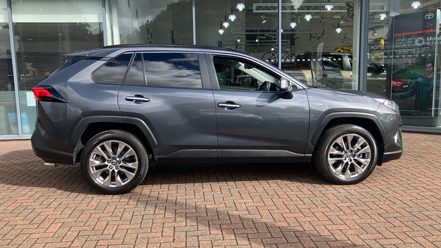 Used Toyota RAV4 2021 for sale - 76430734: Photo 16