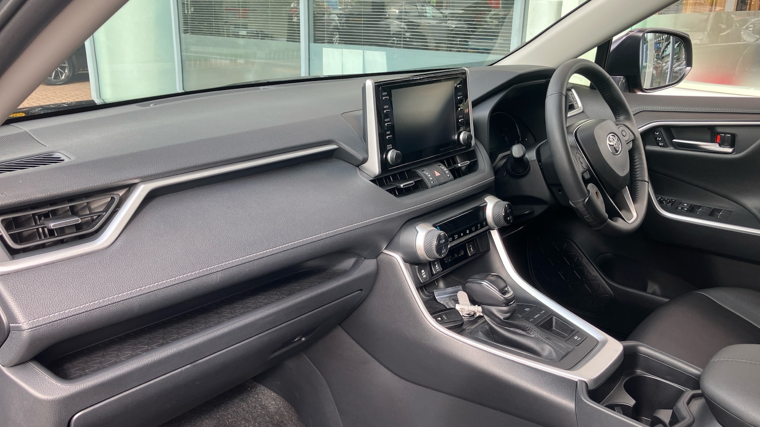 Used Toyota RAV4 2021 for sale - 76430734: Photo 38