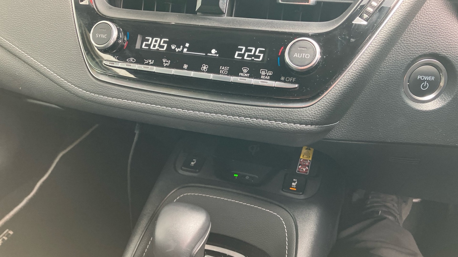 Vehicle 28
