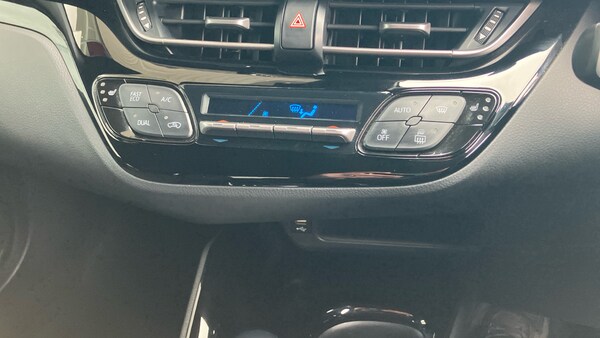 Used Toyota C-HR 2020 for sale - 76079671: Photo 28