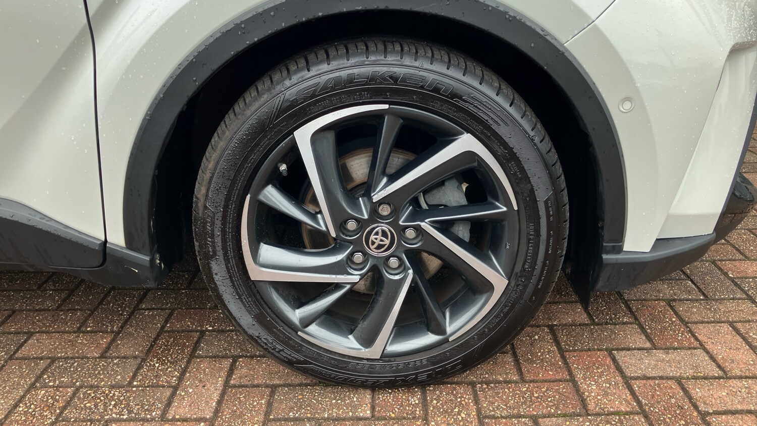 Used Toyota C-HR 2020 for sale - 76079671: Photo 30