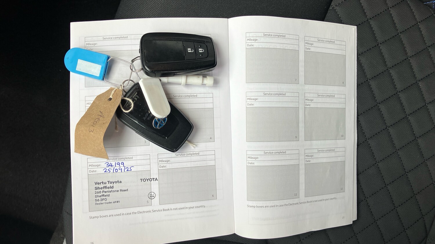 Used Toyota C-HR 2020 for sale - 76079671: Photo 35