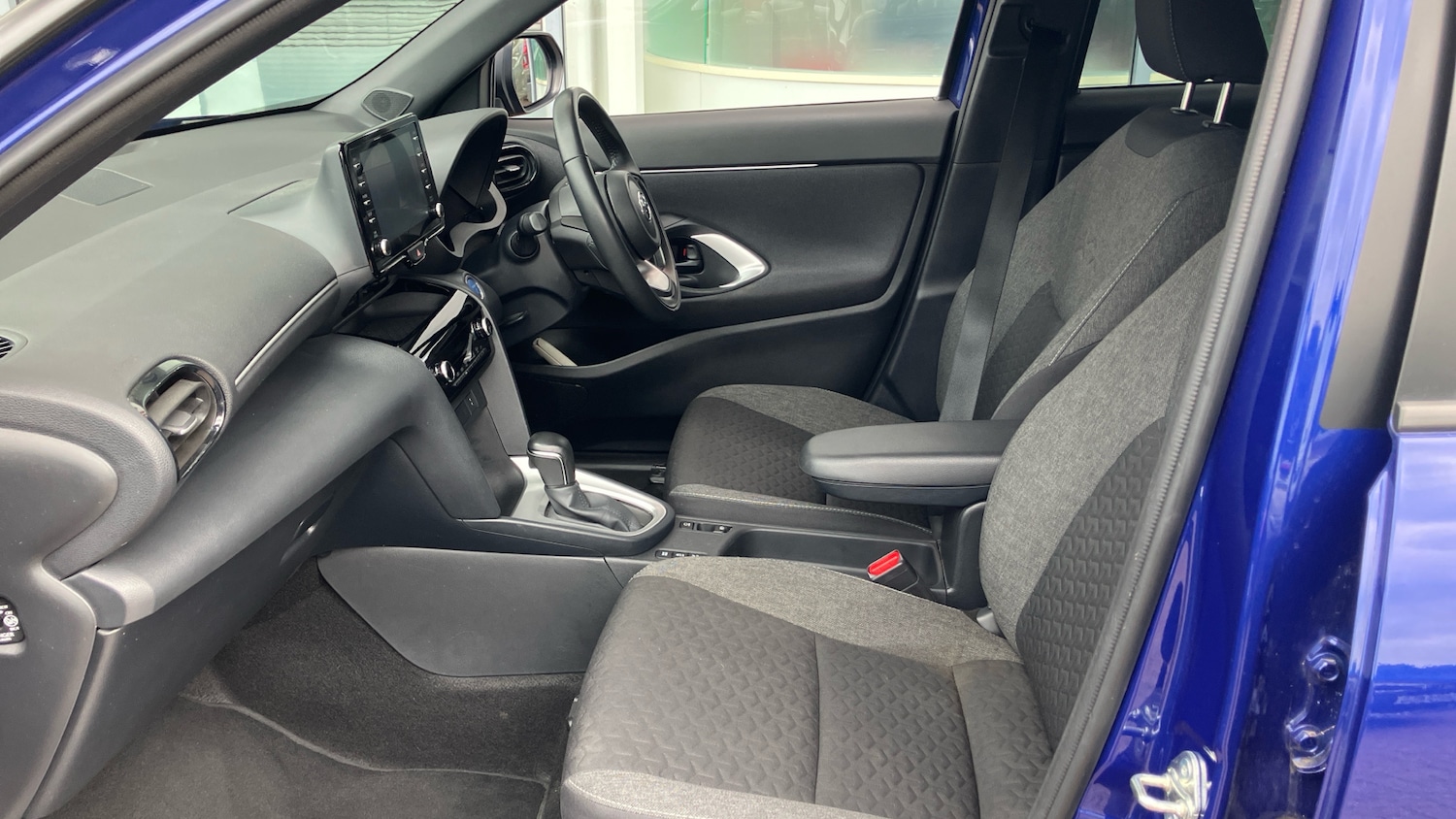 Used Toyota Yaris Cross 2023 for sale - 76035852: Photo 10