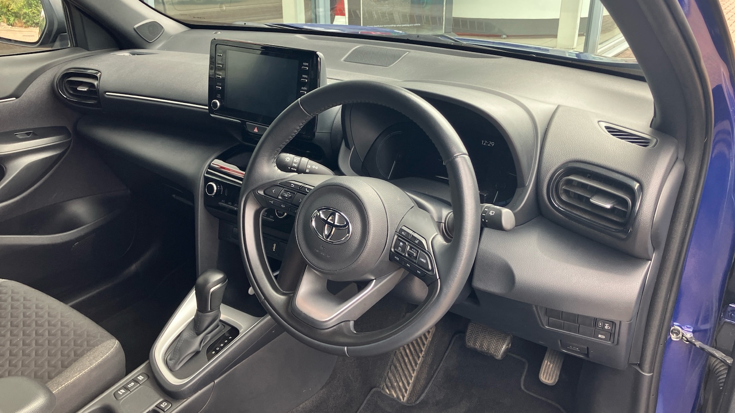 Used Toyota Yaris Cross 2023 for sale - 76035852: Photo 25
