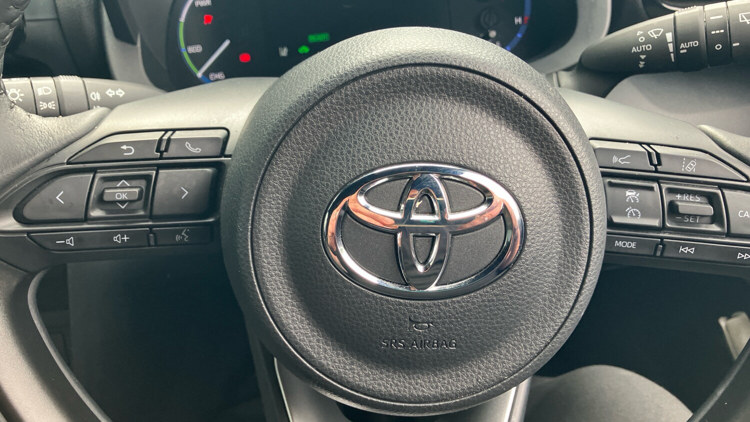 Used Toyota Yaris Cross 2023 for sale - 76035852: Photo 27