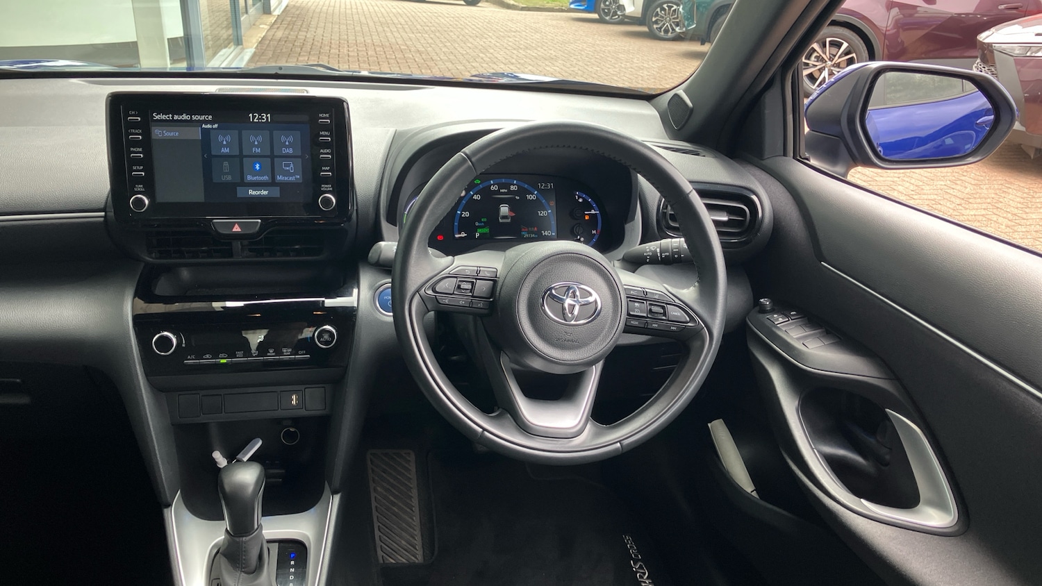 Used Toyota Yaris Cross 2023 for sale - 76035852: Photo 6