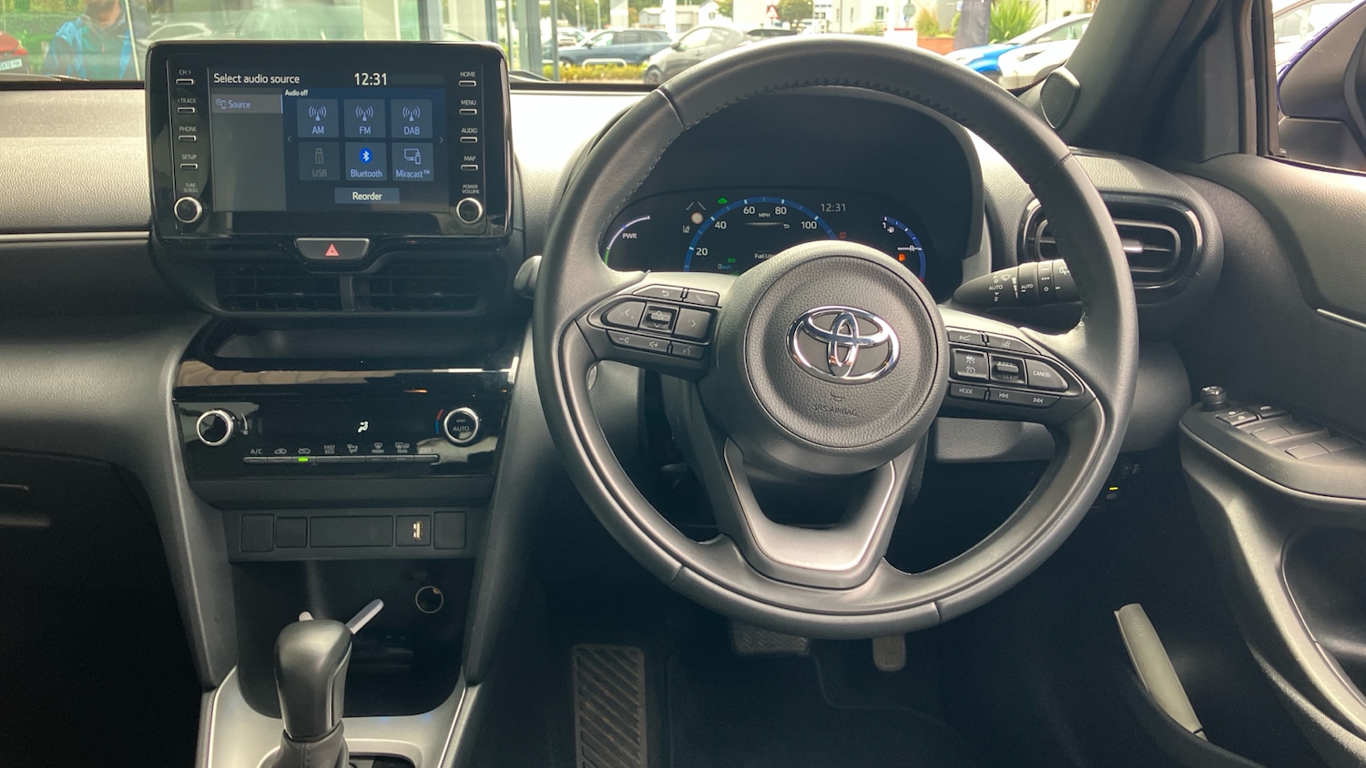 Used Toyota Yaris Cross 2023 for sale - 76035852: Photo 8