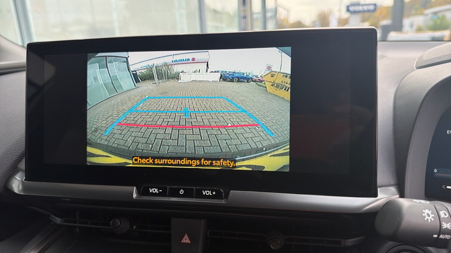 Used Toyota C-HR 2025 for sale - 76461696: Photo 24