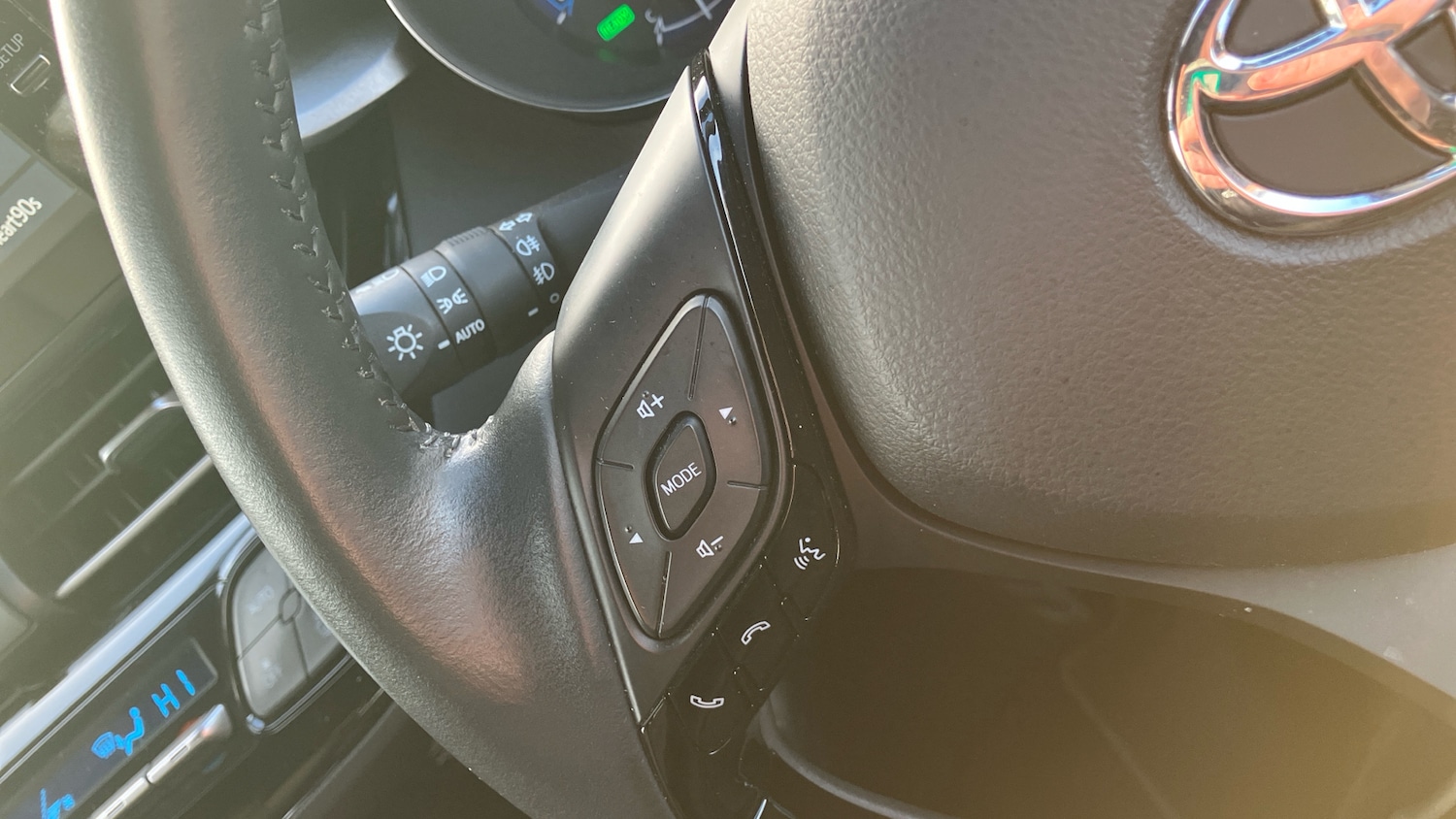 Used Toyota C-HR 2023 for sale - 77160630: Photo 45