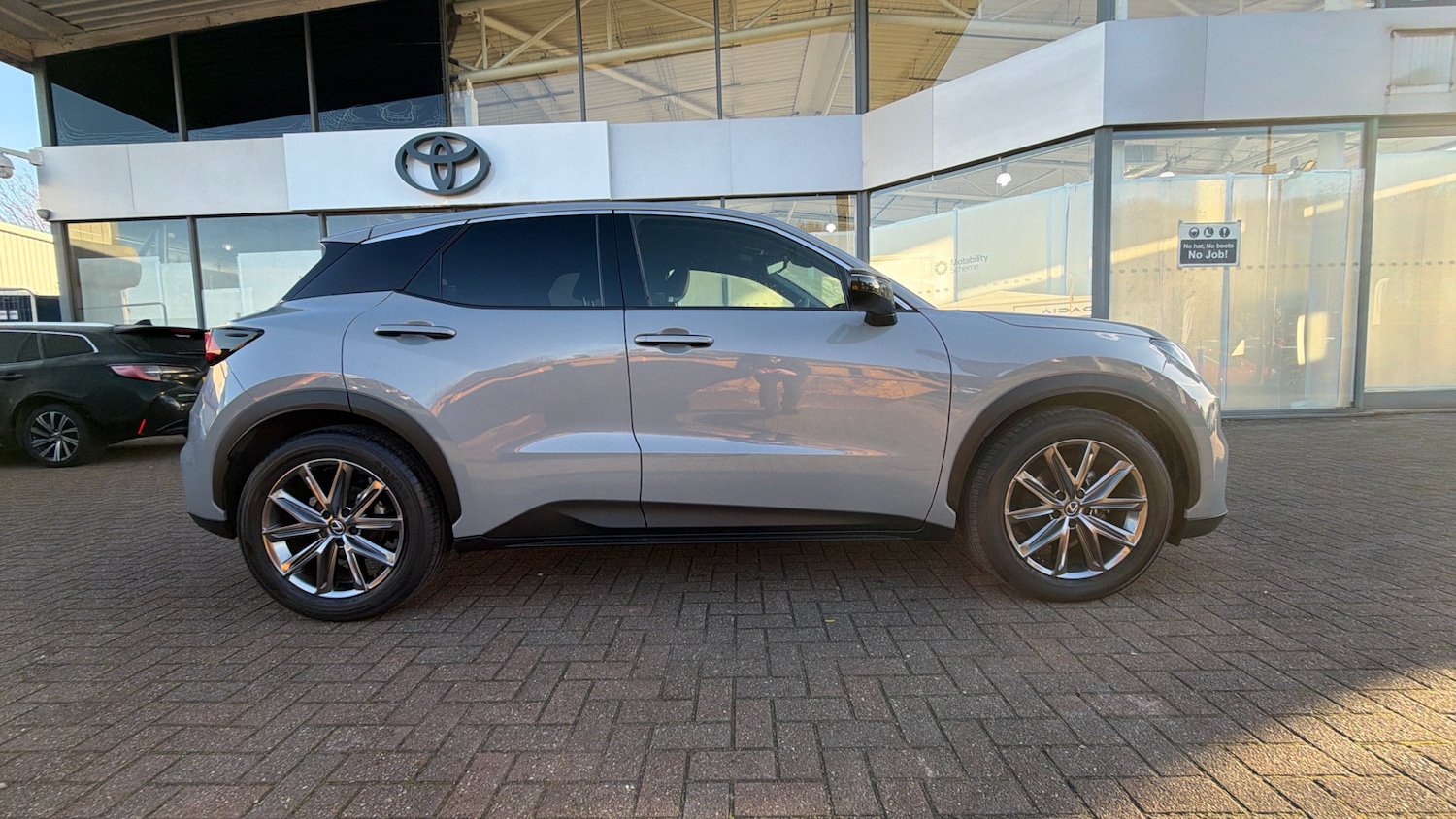 Used Lexus LBX 2024 for sale - 76639598: Photo 16