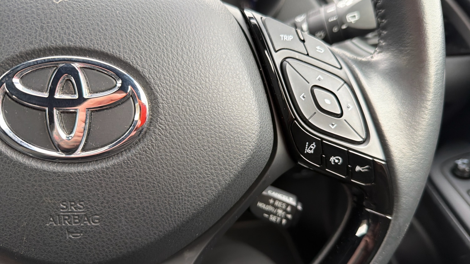 Used Toyota C-HR 2023 for sale - 78107211: Photo 28