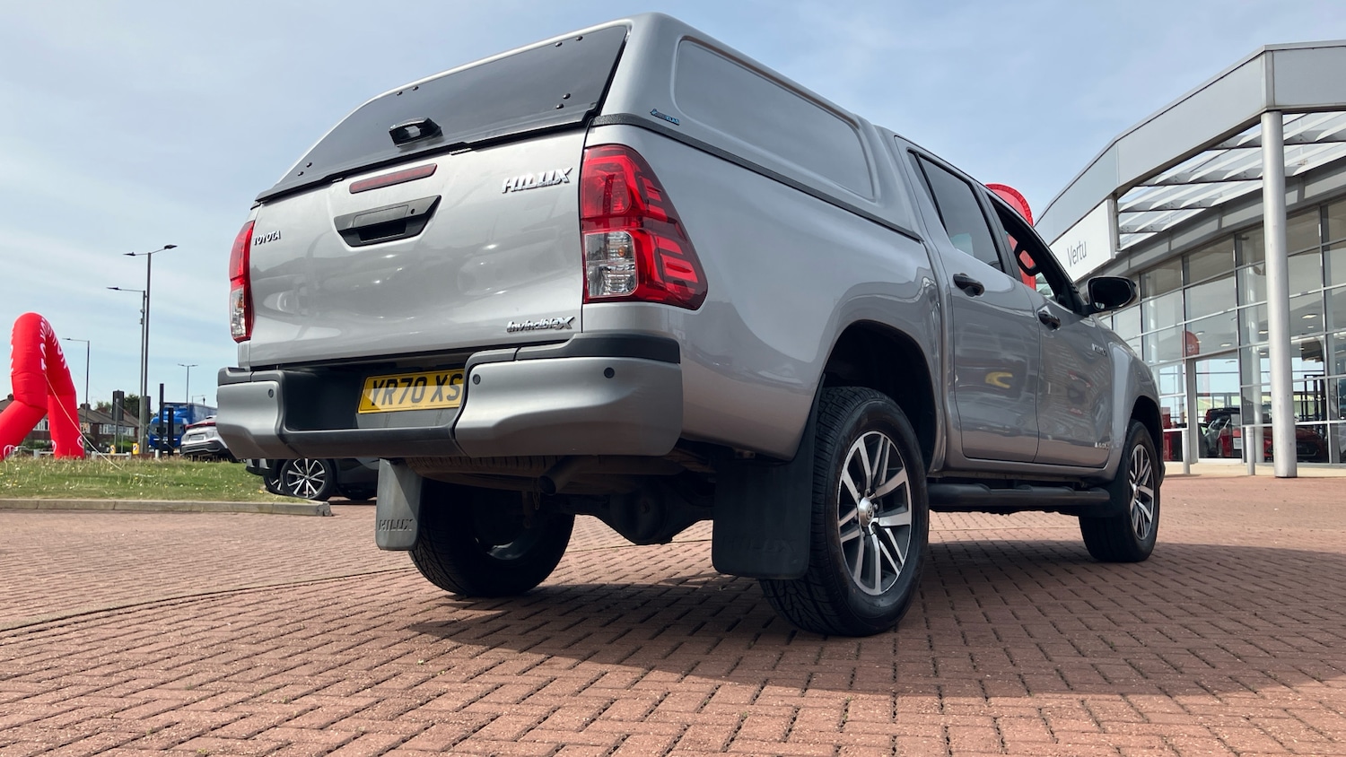 Used Toyota Hilux 2020 for sale - 76490315: Photo 32