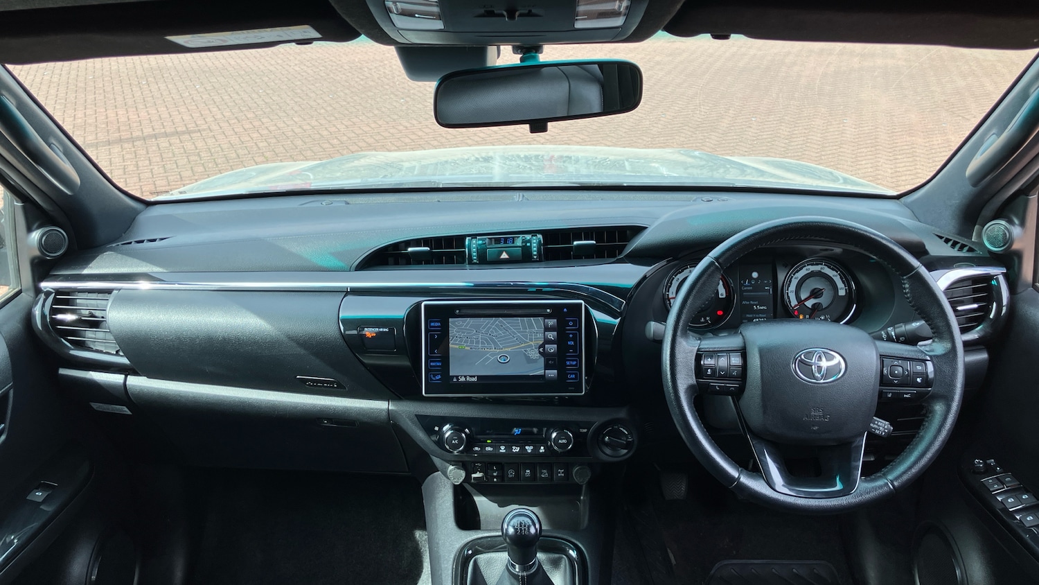 Used Toyota Hilux 2020 for sale - 76490315: Photo 5