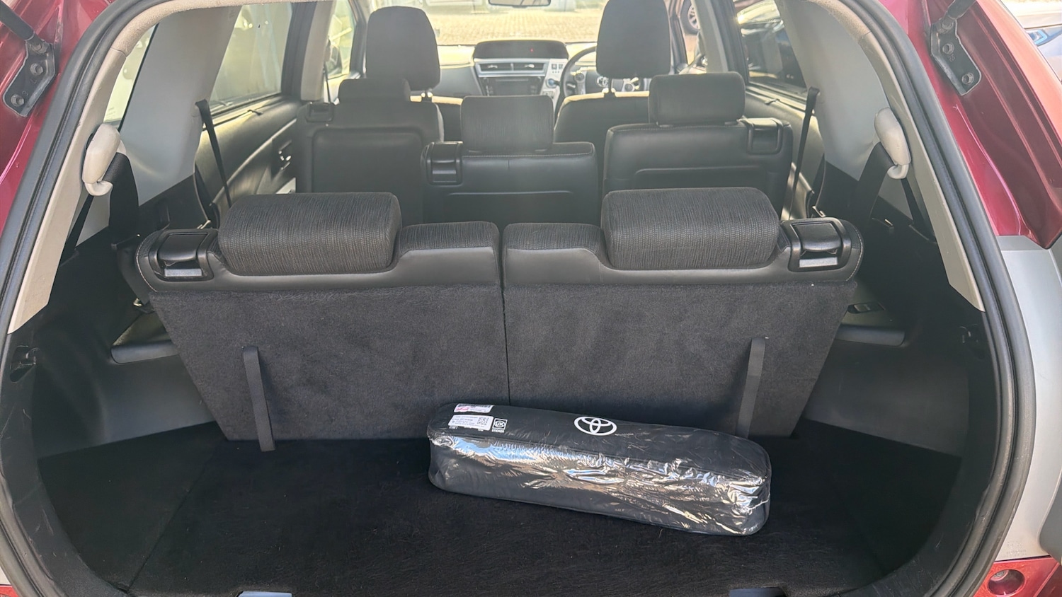 Used Toyota Prius+ 2020 for sale - 76565311: Photo 14