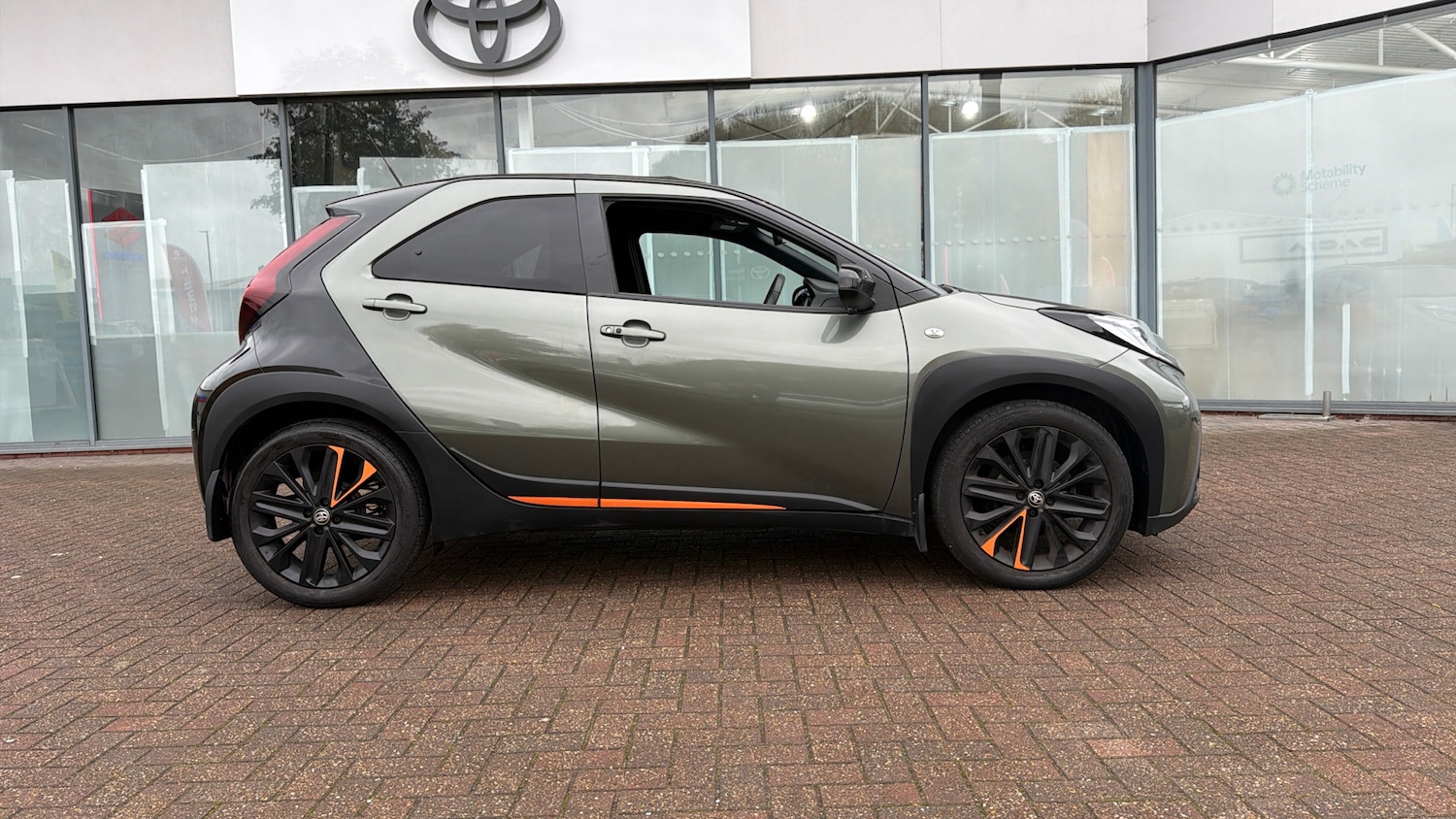 Used Toyota Aygo X 2022 for sale - 77034210: Photo 16