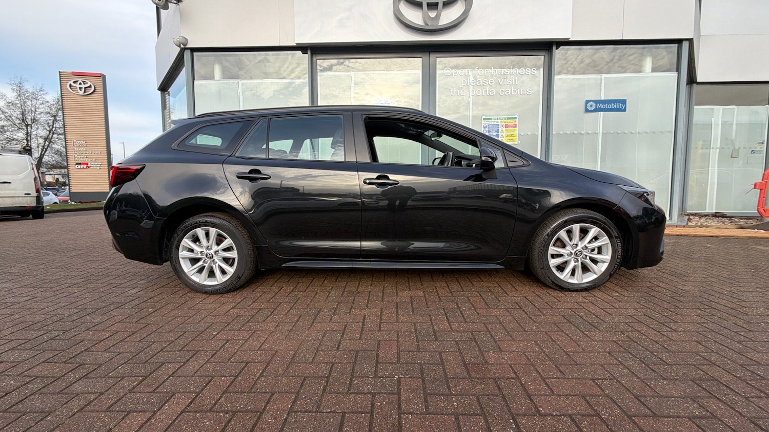 Used Toyota Corolla 2024 for sale - 77517419: Photo 16