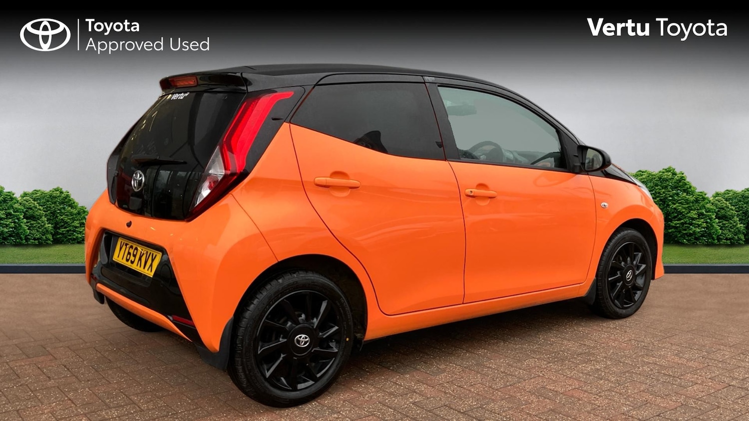 Used Toyota AYGO 2019 for sale - 77518931: Photo 2