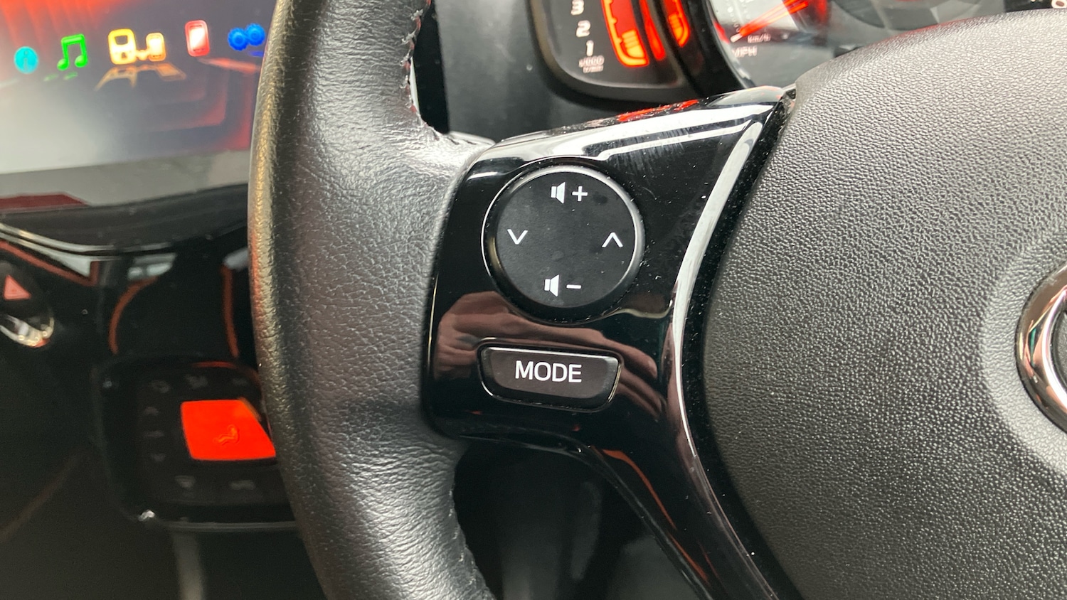 Used Toyota AYGO 2019 for sale - 77518931: Photo 27