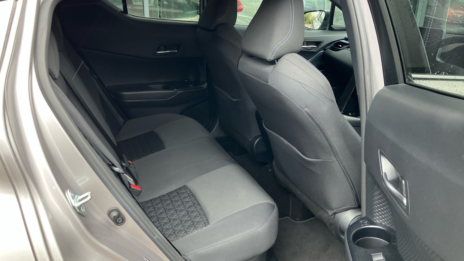 Used Toyota C-HR 2020 for sale - 76905927: Photo 12