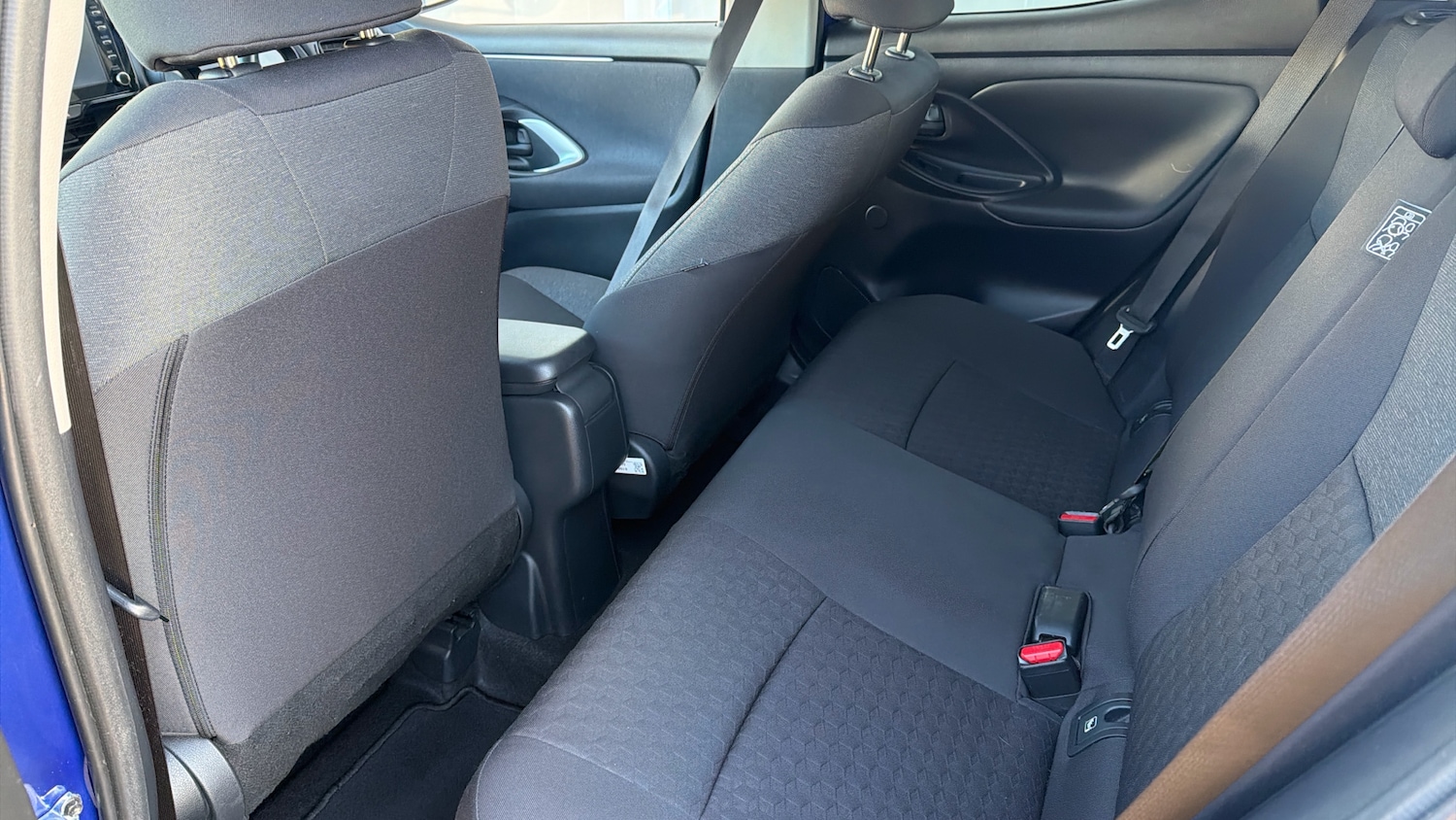 Used Toyota Yaris 2022 for sale - 76653095: Photo 13