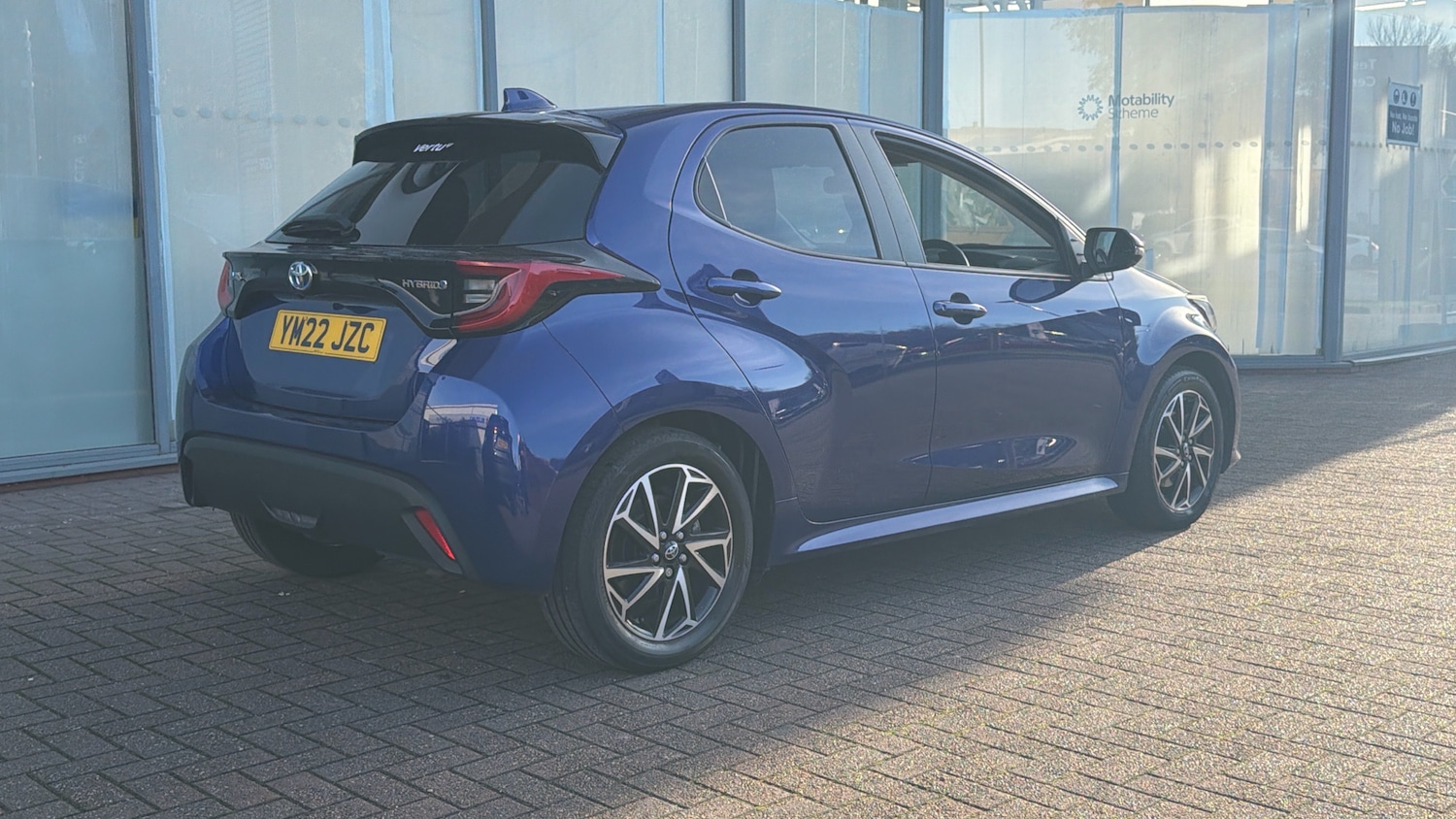 Used Toyota Yaris 2022 for sale - 76653095: Photo 2