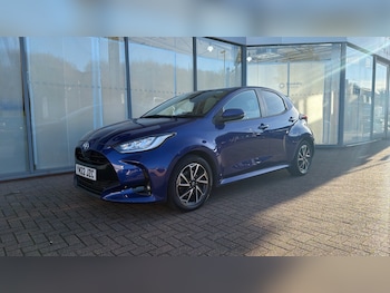 Used Toyota Yaris 2022 for sale - 76653095: Photo