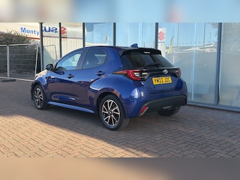 Used Toyota Yaris 2022 for sale - 76653095: Photo