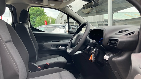 Used Toyota PROACE CITY Verso 2024 for sale - 75650896: Photo 11