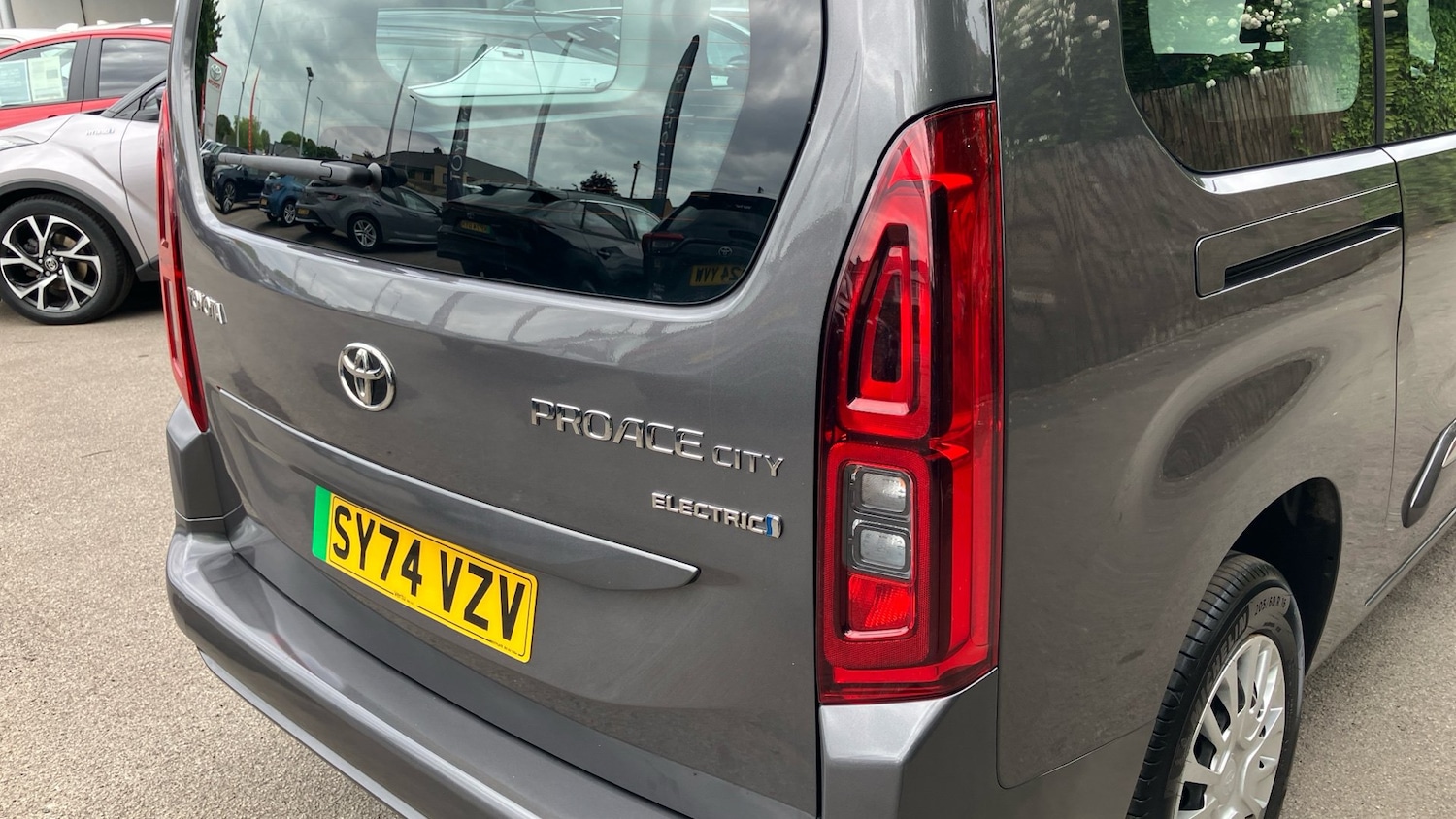 Vehicle 21