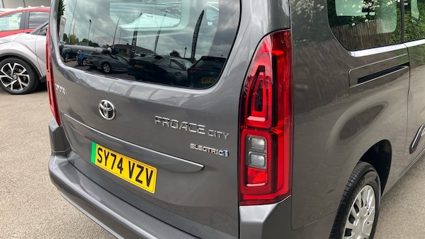 Used Toyota PROACE CITY Verso 2024 for sale - 75650896: Photo 21