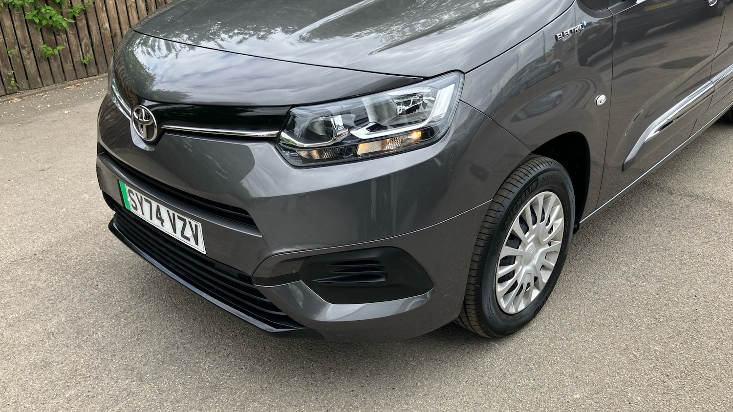 Vehicle 27