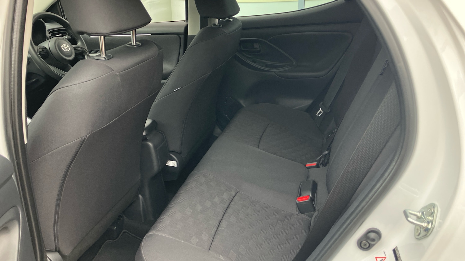 Used Toyota Yaris 2025 for sale - 76346799: Photo 13