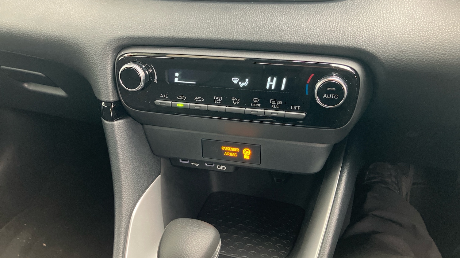 Used Toyota Yaris 2025 for sale - 76346799: Photo 28