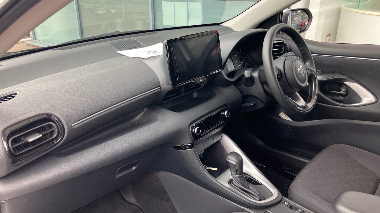 Used Toyota Yaris 2025 for sale - 76346799: Photo 34